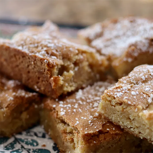 Apple Brownies Are a Fall Favorite!