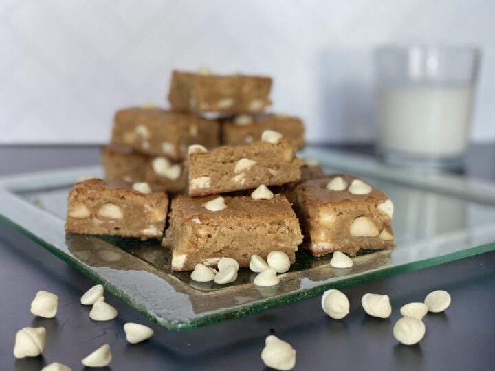 baked blondies with white chocolate and macadamia nuts