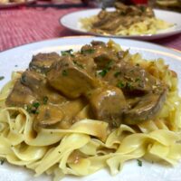 Slow Cooker Stroganoff