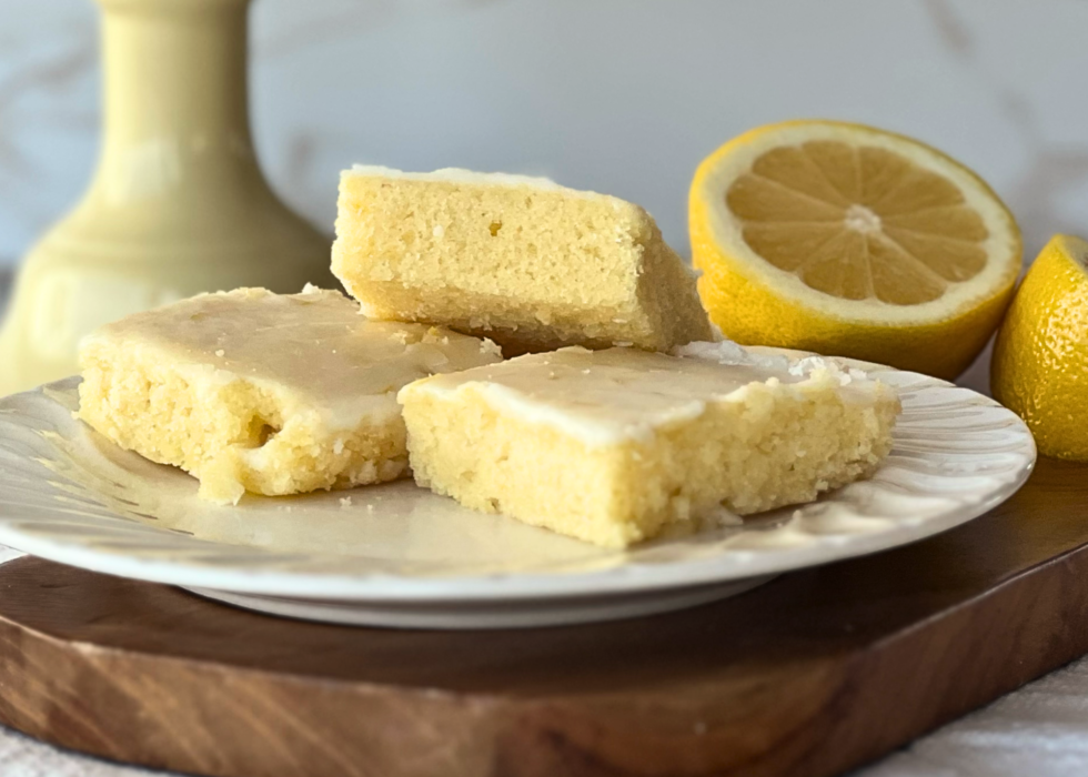 Lemon Cake Bars Easy to Make and Refreshingly Sweet