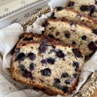 The Best Blueberry Banana Bread  (With A Cinnamon Sugar Topping!)